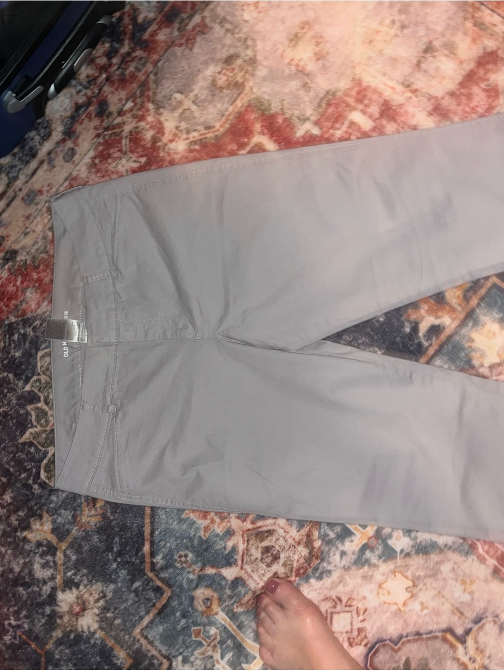 Old Navy Women’s Light Gray Straight-Leg Pants